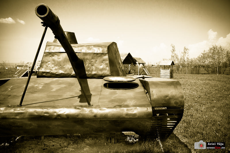 Crossfire Câmp de luptă real similar cu World of Tanks